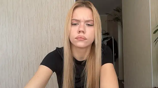 Glamorforyou stripchat live cam model