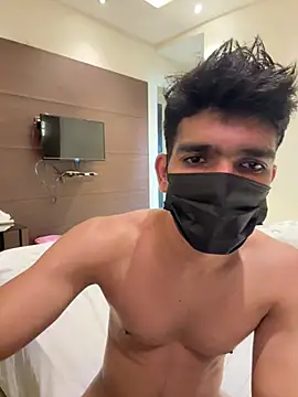 Naughtytomboy78 stripchat live cam model