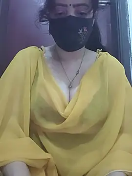 Saanvi-Sen stripchat live cam model