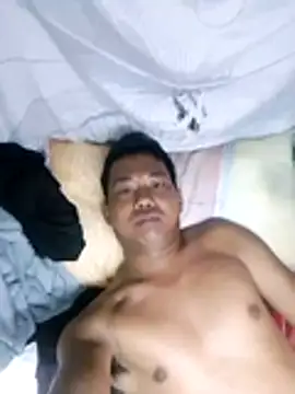 123-4win stripchat live cam model