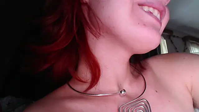 RubyLynxx stripchat live cam model