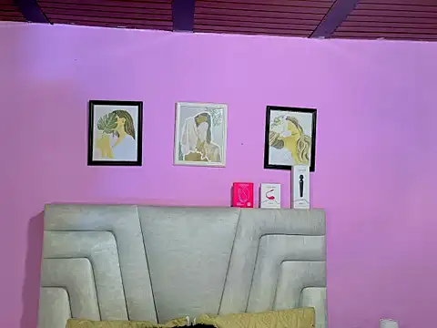 VanessaHard_ass stripchat live cam model