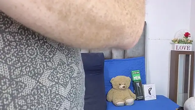 michacosio stripchat live cam model