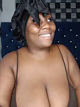 Black-forest2 stripchat live cam model