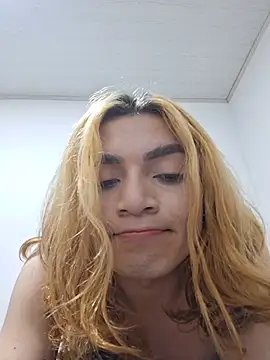 Tommy_Lovee stripchat live cam model
