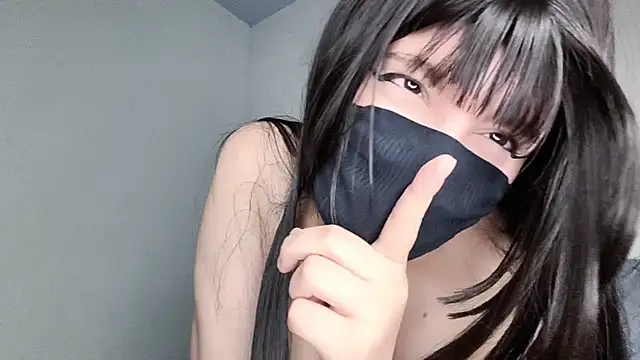 Zerinh0 stripchat live cam model