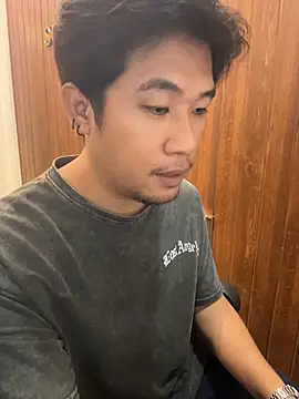 Titanryu stripchat live cam model