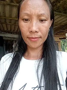 Ozenli- stripchat live cam model