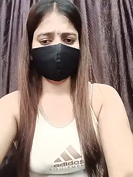 Aashvi_malhotra stripchat live cam model