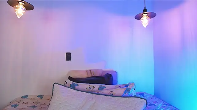 alien_eyes09 stripchat live cam model
