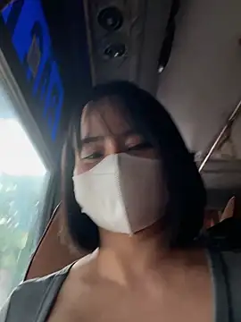 May-Squirt stripchat live cam model