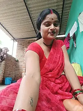 Manbi_bhabi stripchat live cam model