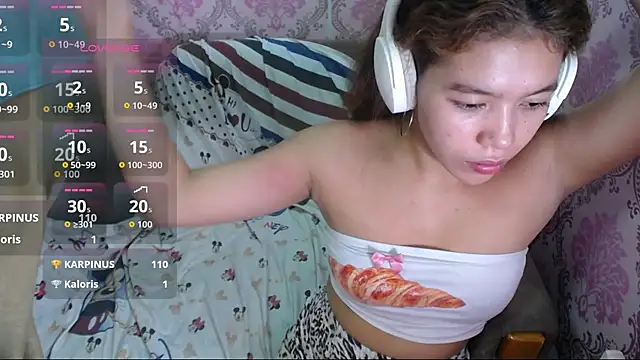 Shaina_Sexy18 stripchat live cam model