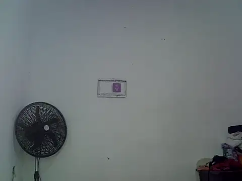 Zariah999 stripchat live cam model