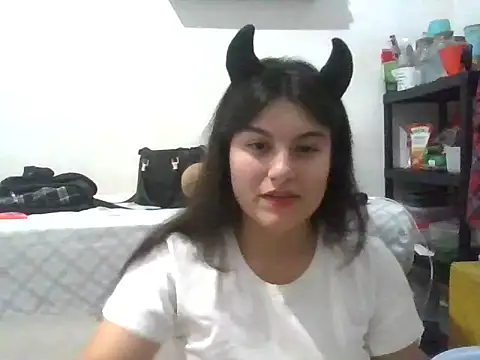 Sky_Angel_23 stripchat live cam model