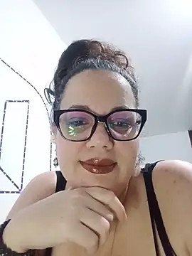 Donassss stripchat live cam model
