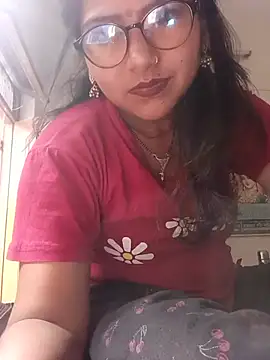 Heyy_Anshi stripchat live cam model