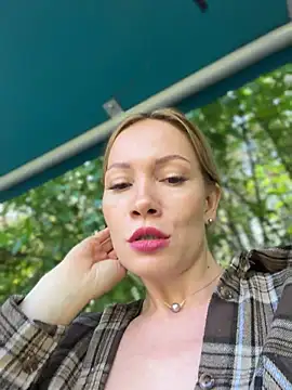 LavenderHot stripchat live cam model