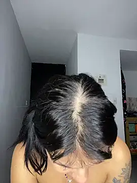 Melanieroux1 stripchat live cam model