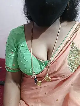 louise92 stripchat live cam model