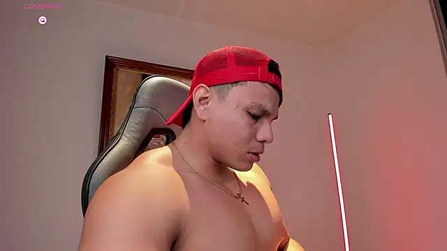 RoyConstance stripchat live cam model