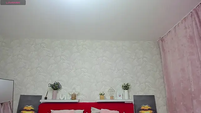 KattyPeachX stripchat live cam model