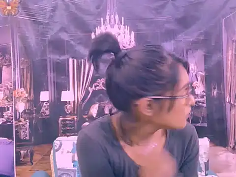 IndianRebel4u2Luv stripchat live cam model