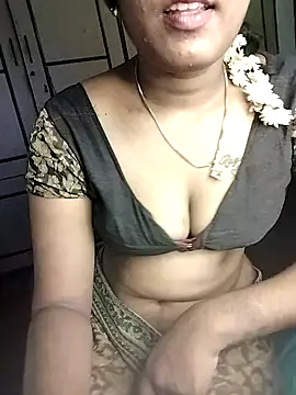 Tamil_Kavitha stripchat live cam model