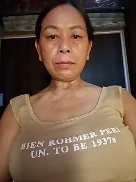 Ari-Na9 stripchat live cam model