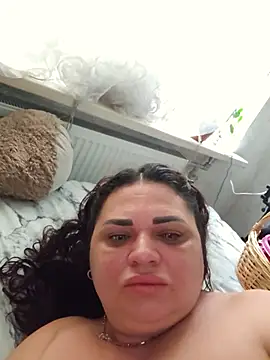 -CUTE-EVVIL- stripchat live cam model