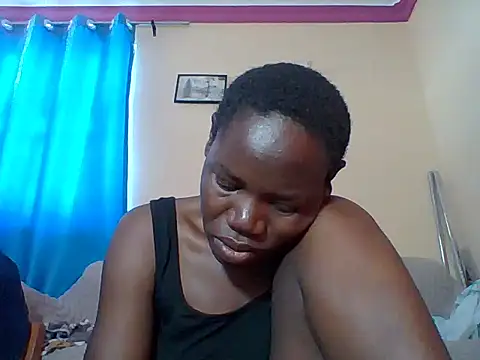 Blacksexyqueen24 stripchat live cam model