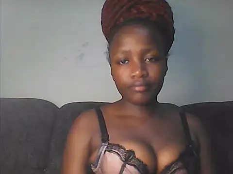 _yourgoodgirl stripchat live cam model