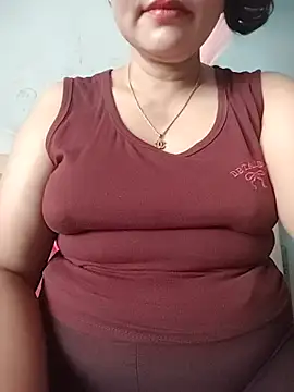 -Titihan- stripchat live cam model
