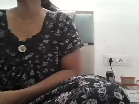 Marathi_Lovelycouple stripchat live cam model