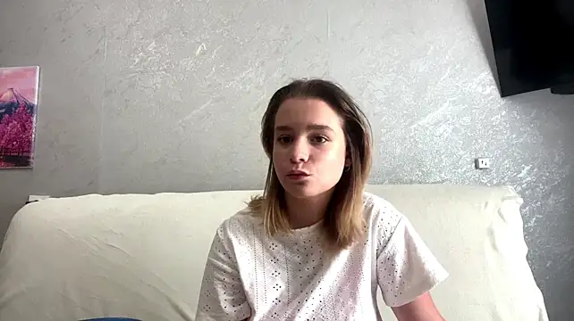 riechka stripchat live cam model