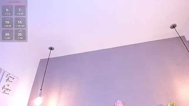 Lia_Guzman stripchat live cam model
