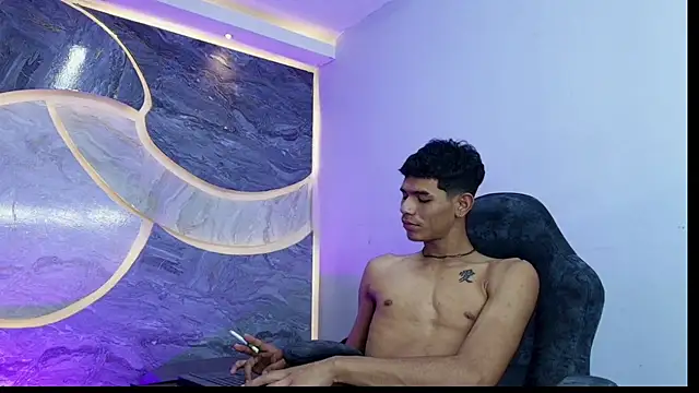 sex_boy33_ stripchat live cam model