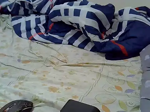 Just_Karu stripchat live cam model