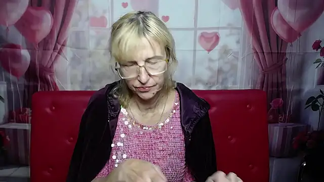 PattySanny stripchat live cam model