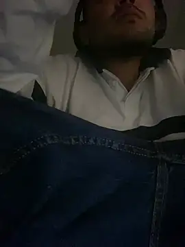 GusanoDelicioso stripchat live cam model