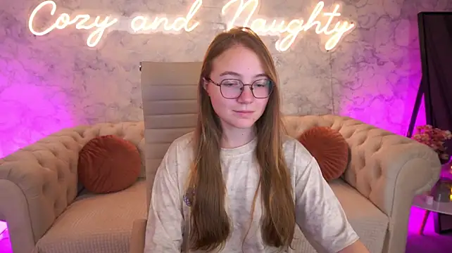 ArrinaWairr stripchat live cam model