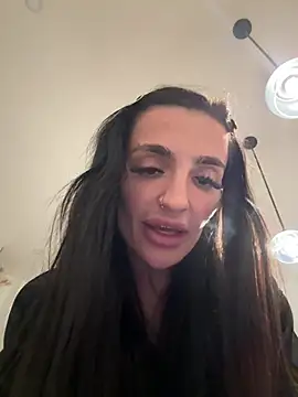 Lexiiskyyxo stripchat live cam model