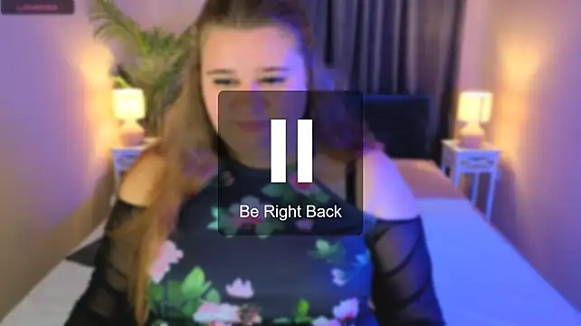 Bella_Blvck stripchat live cam model