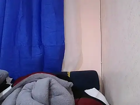 Makiwa20 stripchat live cam model