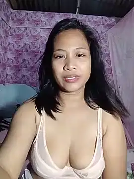 Katelyn20 stripchat live cam model