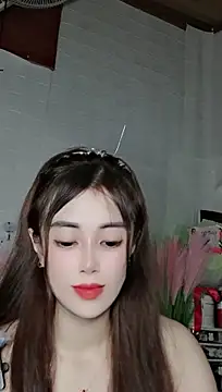 Sumii68 stripchat live cam model