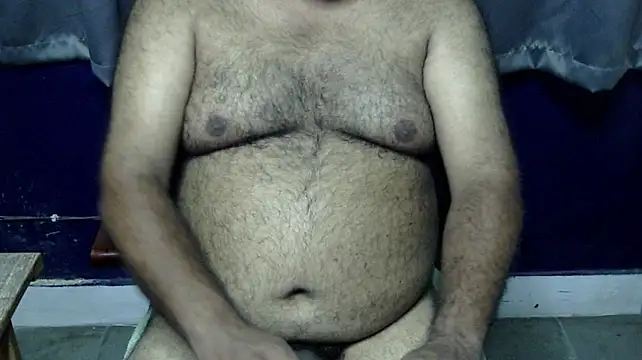 hairysubcub_70 stripchat live cam model