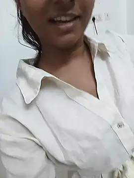 My_Baby143 stripchat live cam model