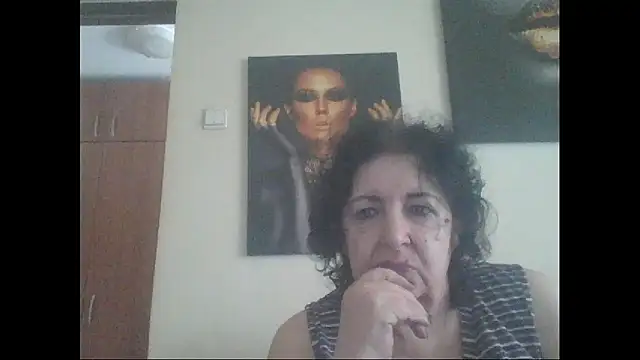 maturekorine stripchat live cam model