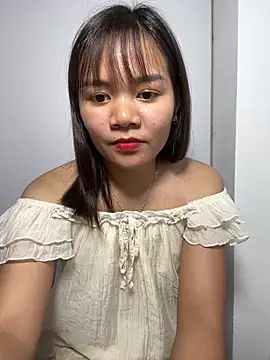 Ari_baby9 stripchat live cam model